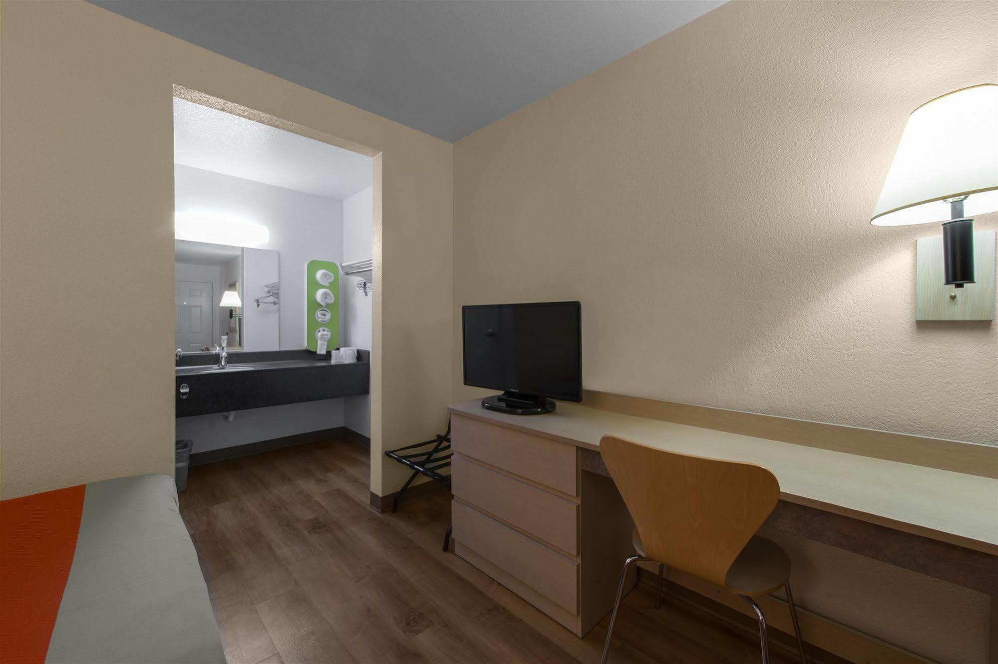 Motel 6-Branford, Ct - New Haven Экстерьер фото